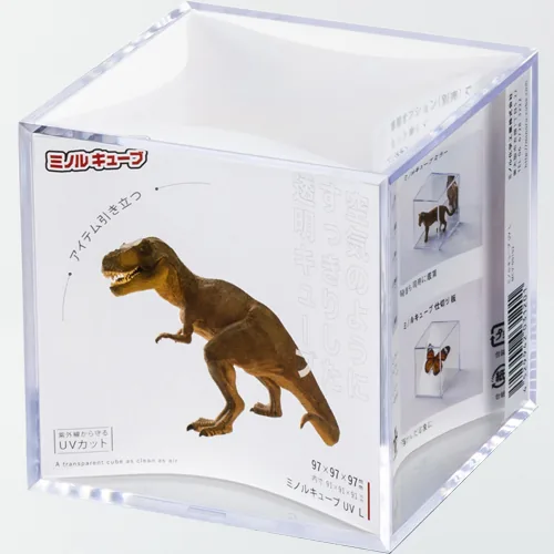 パッケージに入ったミノルキューブ UV Lサイズ
